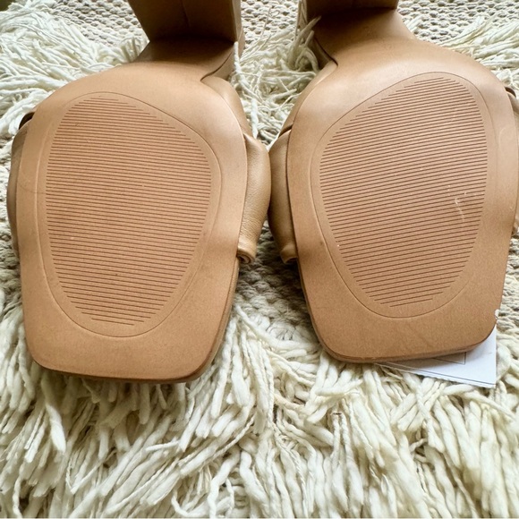 STRADIVARIUS Sandals Slip Ons NWT Size 9 Tan Puff - Picture 12 of 15